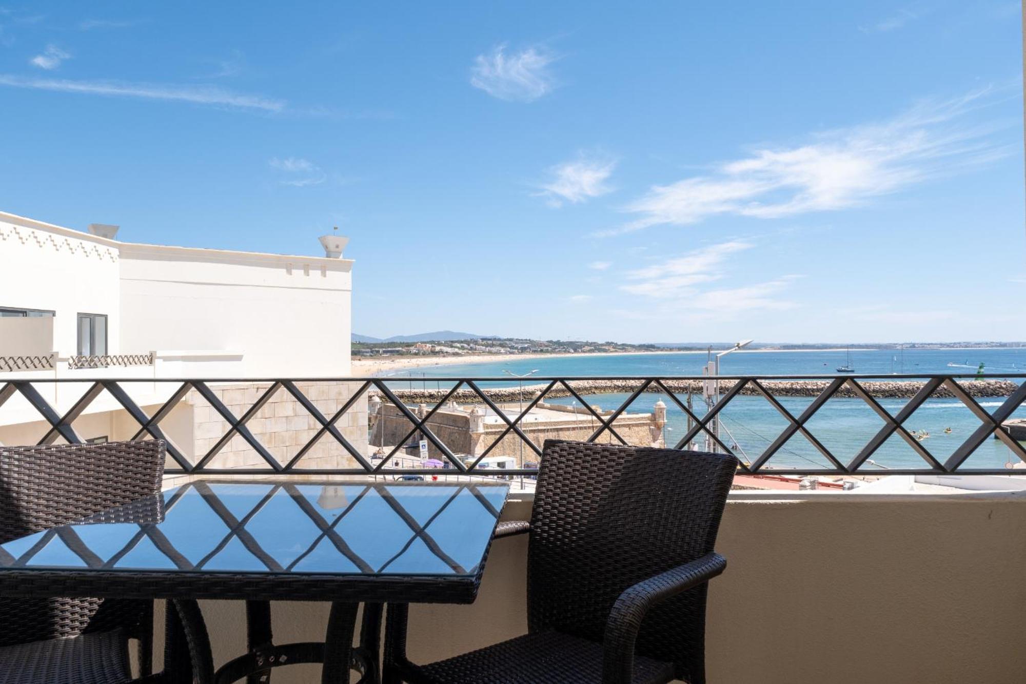 Апартаменты Fabrica Da Ribeira 80 By Destination Algarve Лагуш Экстерьер фото